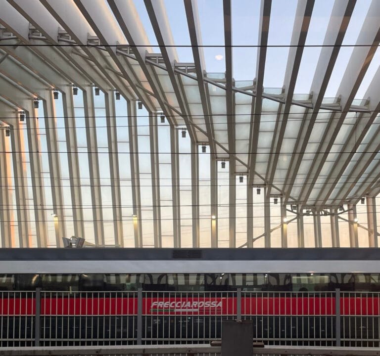 Viaggi in Treno in Italia: Idee e Consigli