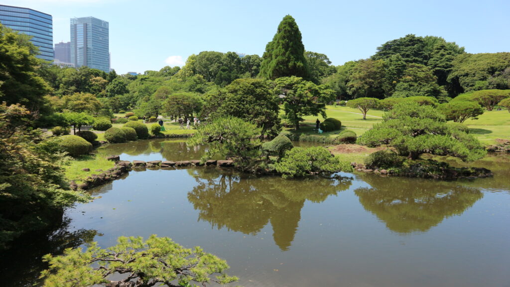 Shinjuku Gyoen garden